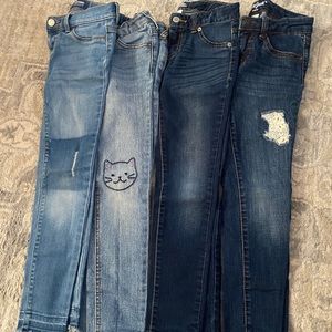 Girls size 7 jeans fun designs and comfy 😊